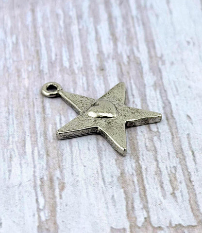 Nestled Heart in Star Charm, Antiqued Pewter - PT370