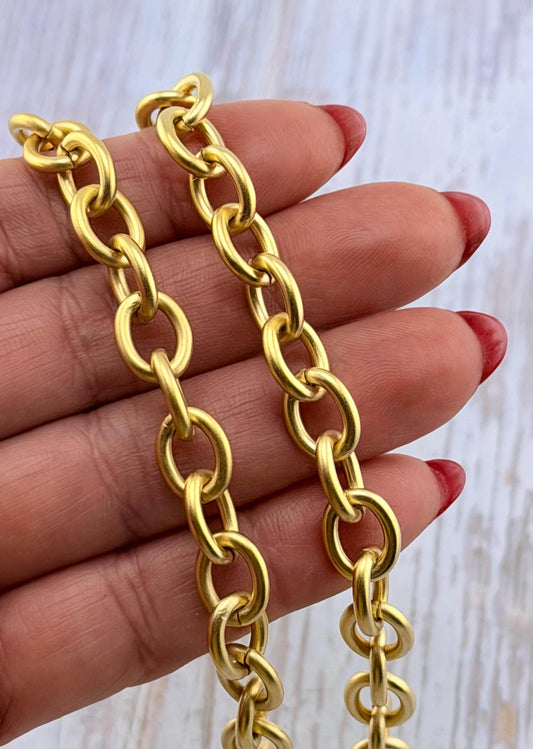 Large Chunky Oval Cable Chain, Satin 18k Gold Plated - S075-CH