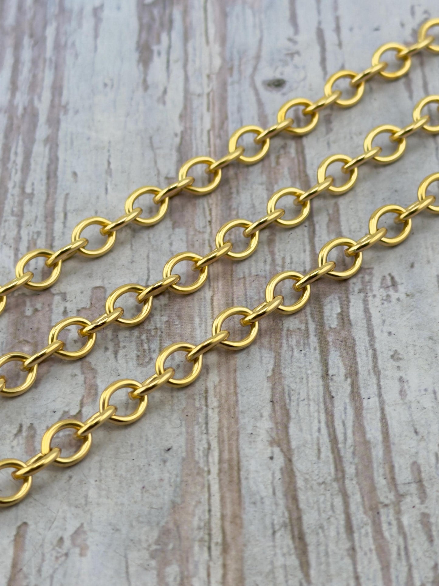 Chaîne Câble Ovale Moyenne Lisse, Apprêts en Plaqué Or 18 carats Satiné - S148-CH