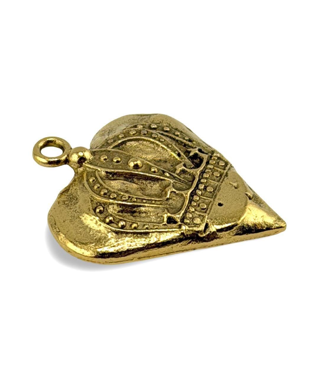 Pendentif Cœur et Couronne d'Inspiration Vintage, Plaqué Or 18 carats Vieilli - AG055