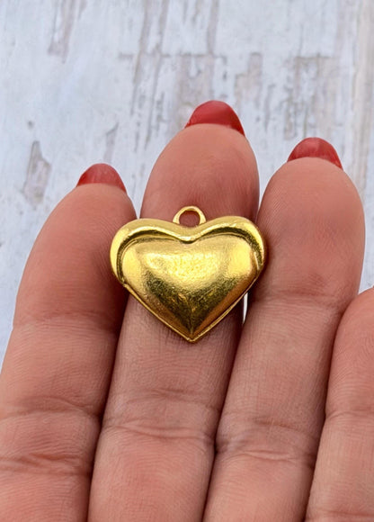 Half-Puffy Heart Charm, Satin 18k Gold Plated - ST664