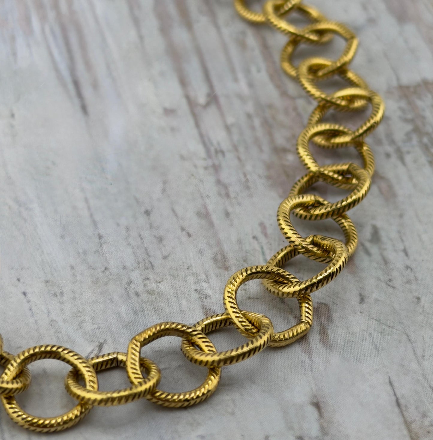 Chaîne Câble Ronde Texturée 10mm, Plaqué Or 18k Vieilli - G102-CH