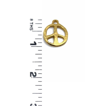 Breloque Peace Sign martelée, plaqué or 18 carats satiné - ST310