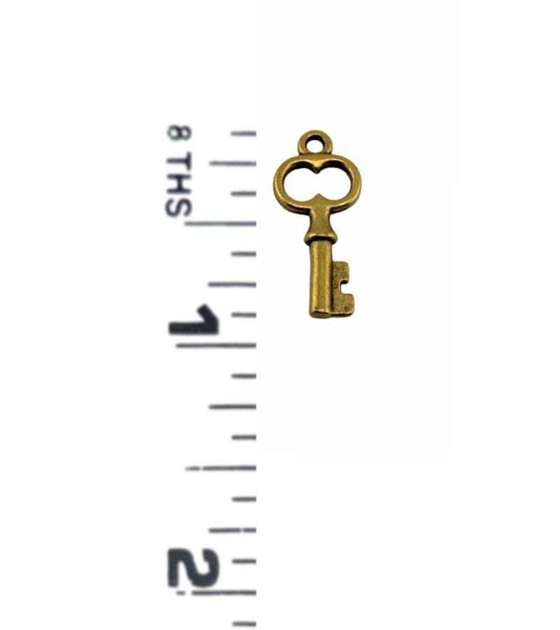 Breloque Petite Clé, Plaqué Or 18 Carats Vieilli - AG646