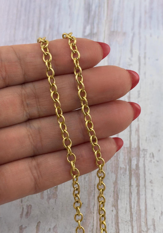 Cadena de Eslabones Ovalados Pequeña y Delicada, Bañada en Oro de 18k Envejecido - G111-CH
