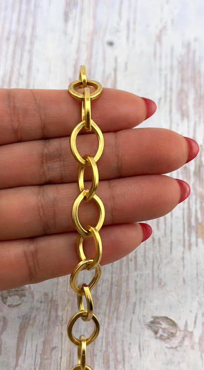 Smooth Chunky Oval Cable Chain, Antiqued 18k Gold Plated - G092-CH