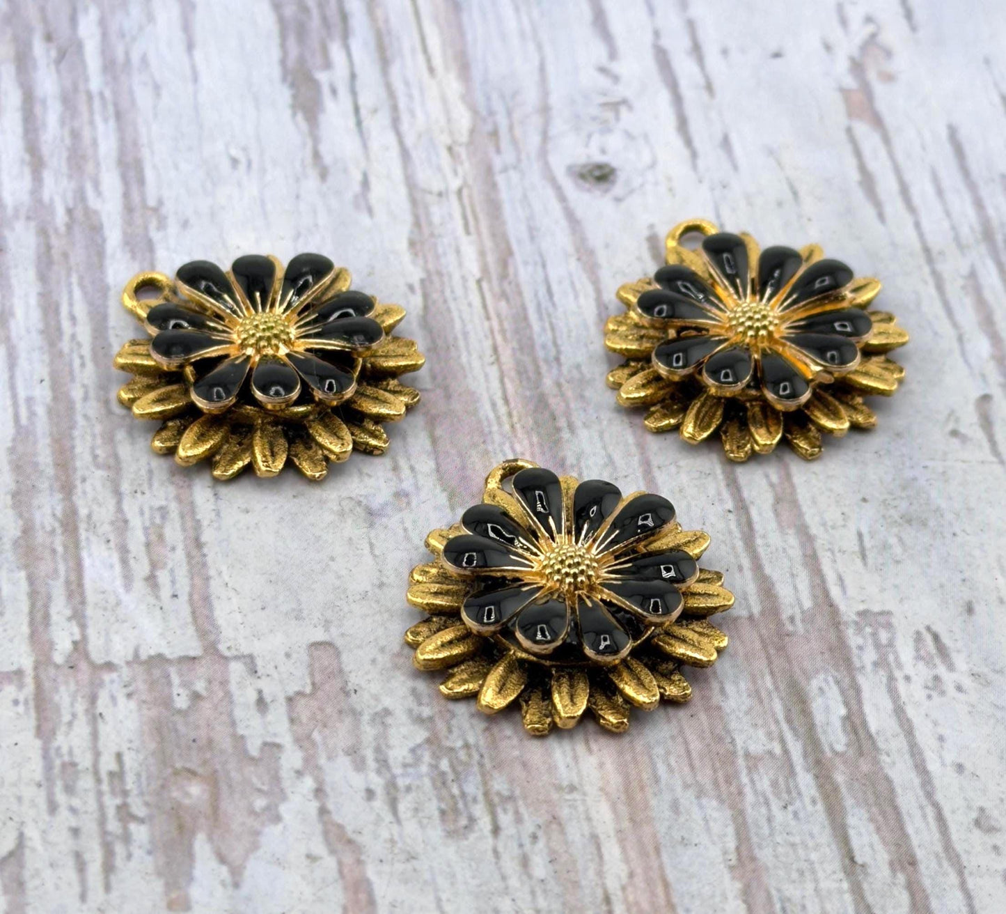 Ink Black Flower Charm, Antiqued 18k Gold Plated - AG571