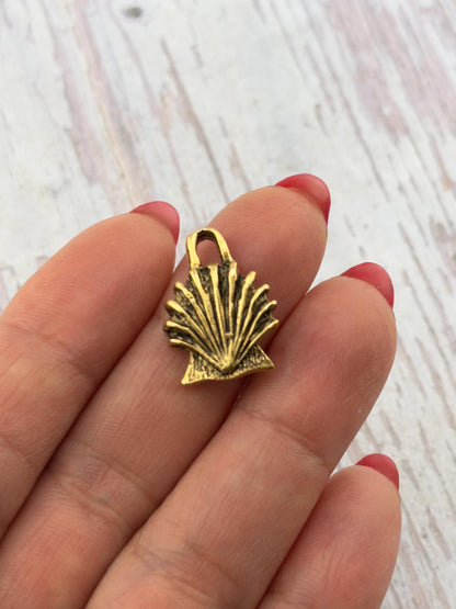 Small Seashell Charm, Antiqued 18k Gold Plated - AG703