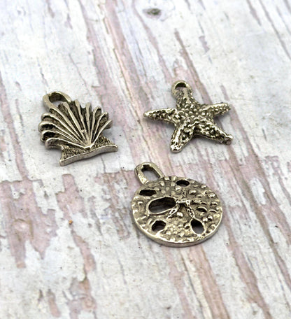 Sand Dollar Charm, Antiqued Pewter, Beachy Pendants,DIY Jewelry Making Supplies, Small Charms, Silver Findings, Boho Seashell,  PT699