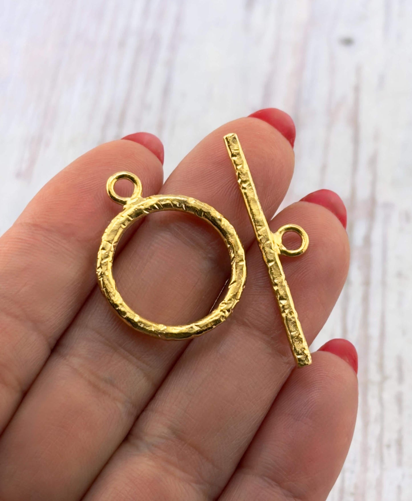 Large Textured Toggle Clasp, Satin 18k Gold Plated - ST711