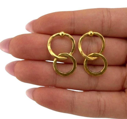 Dangling Interlocking Double Ring Earrings, Antiqued Gold Plated - AG719