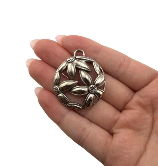 Round Boho Flower Pendant, Antiqued Pewter - PT675