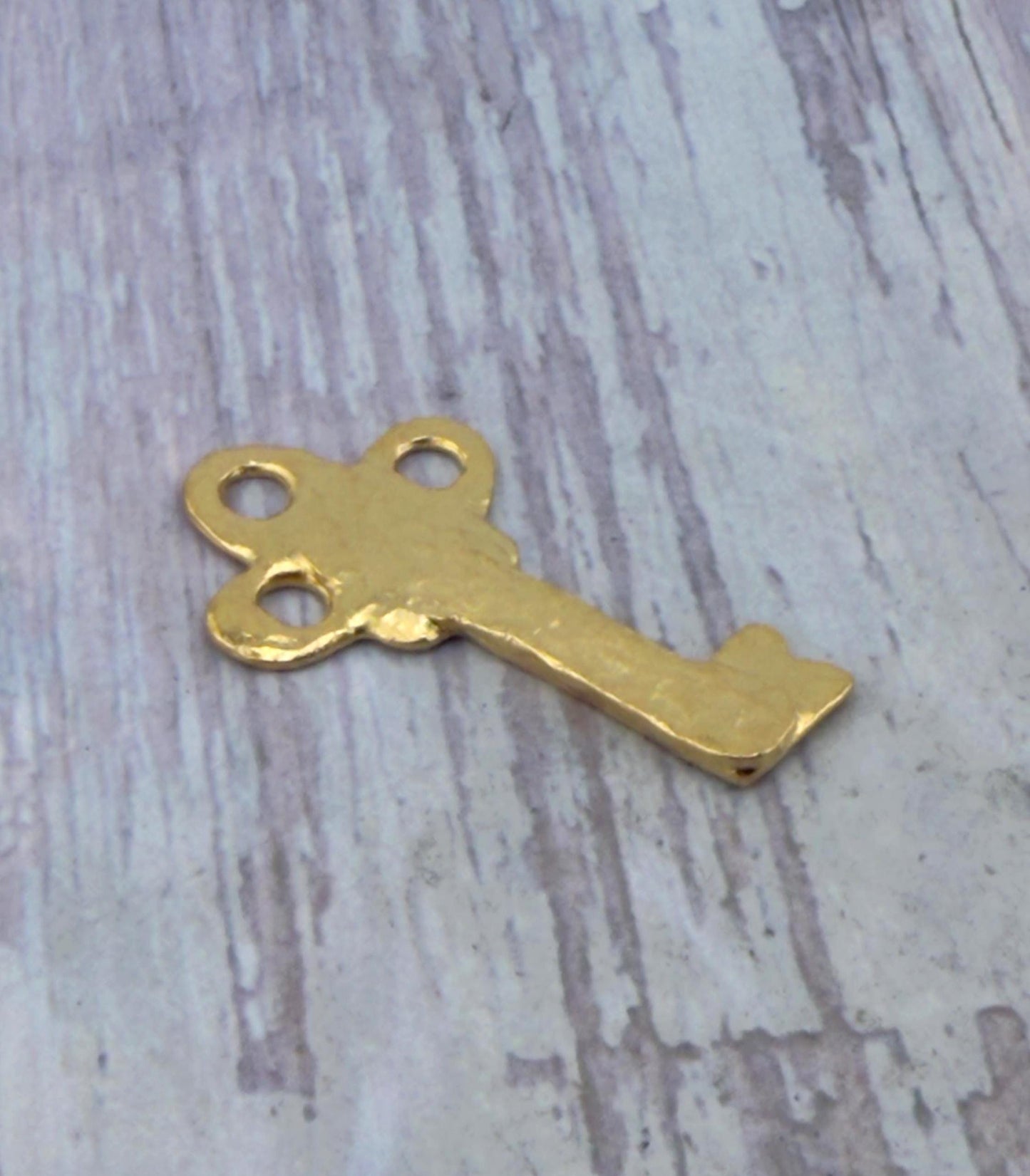 Hammered Key Charm, Satin 18K Gold Plated - ST245