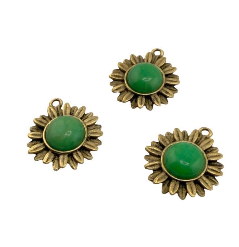 Green Jade Flower Charm, Antiqued 18K Gold Plated - AG643