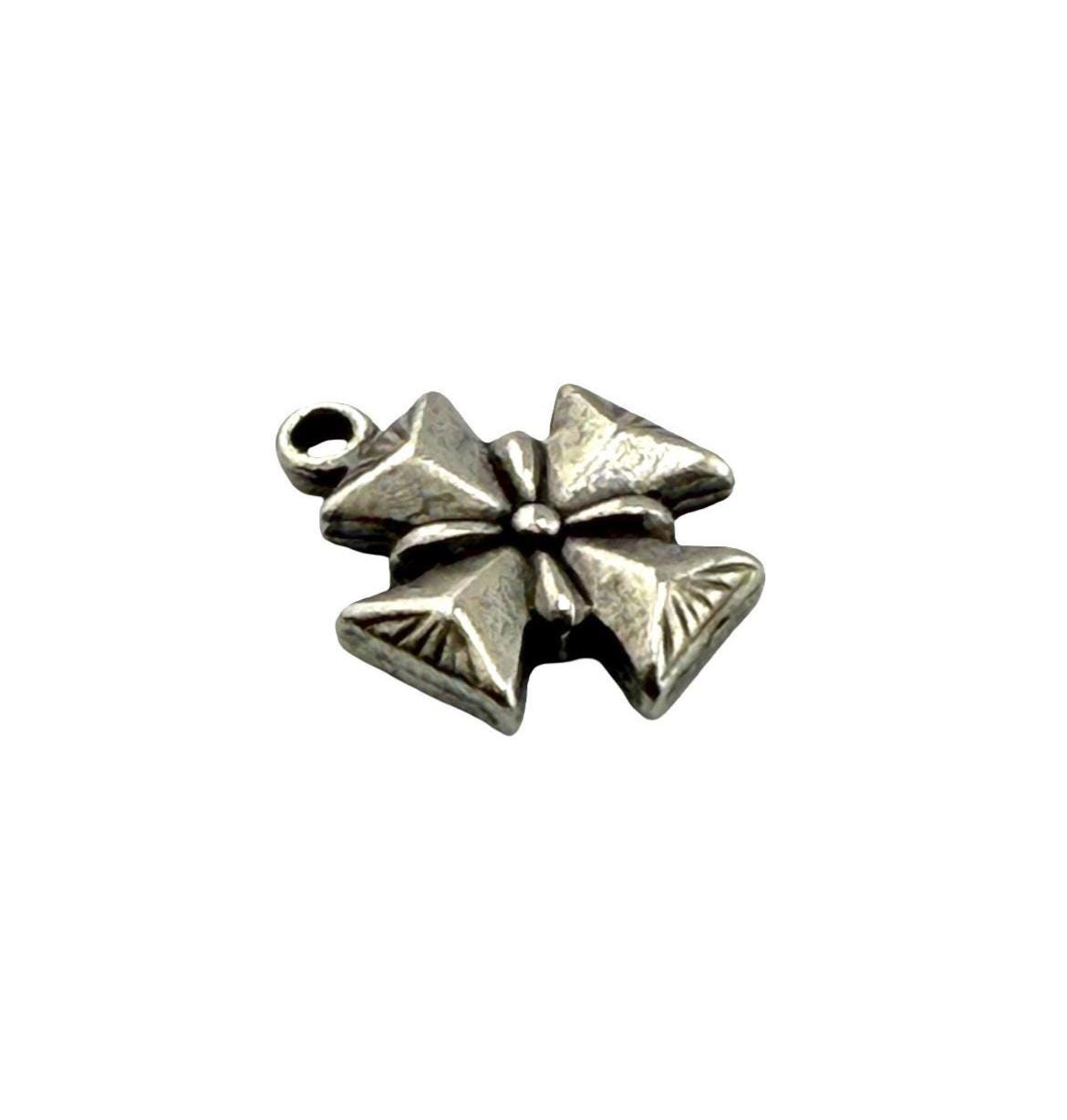 Small Maltese Cross Charm, Antiqued Pewter - PT761