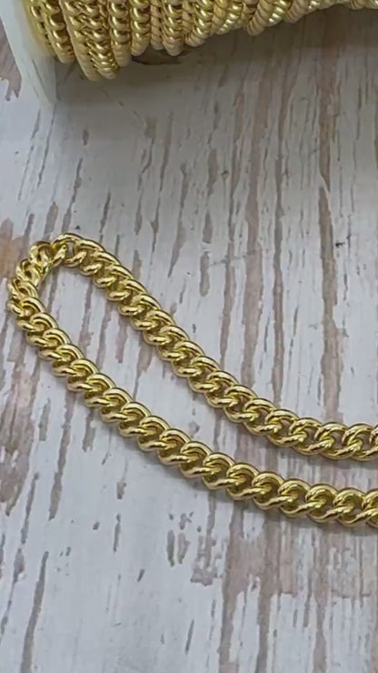 Cadena Delicada Fina, Chapado en Oro de 18k Satinado - S089-CH