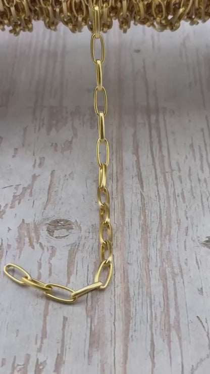 Cadena Larga de Eslabones tipo Clip, Baño de Oro 18k Satinado - S069-CH
