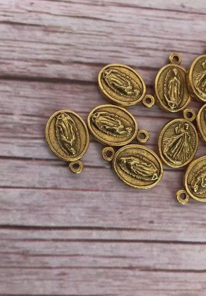 Médaille double face Vierge Marie et Jésus, plaquée or 18 carats vieilli - AG040