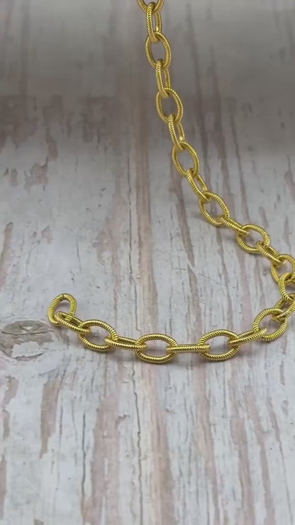 8x5mm Oval Textured Cable Chain, Antiqued 18k Gold Plated - G114-CH