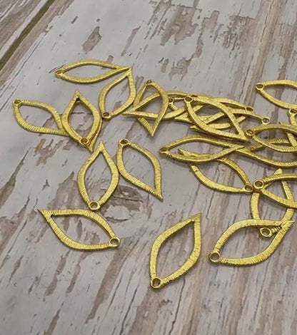 Aros lágrima acanalados (Set de 2), chapado en oro de 18K satinado - ST224