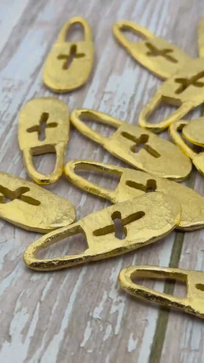 Cross Padlock Charm, Satin 18K Gold Plated - ST276
